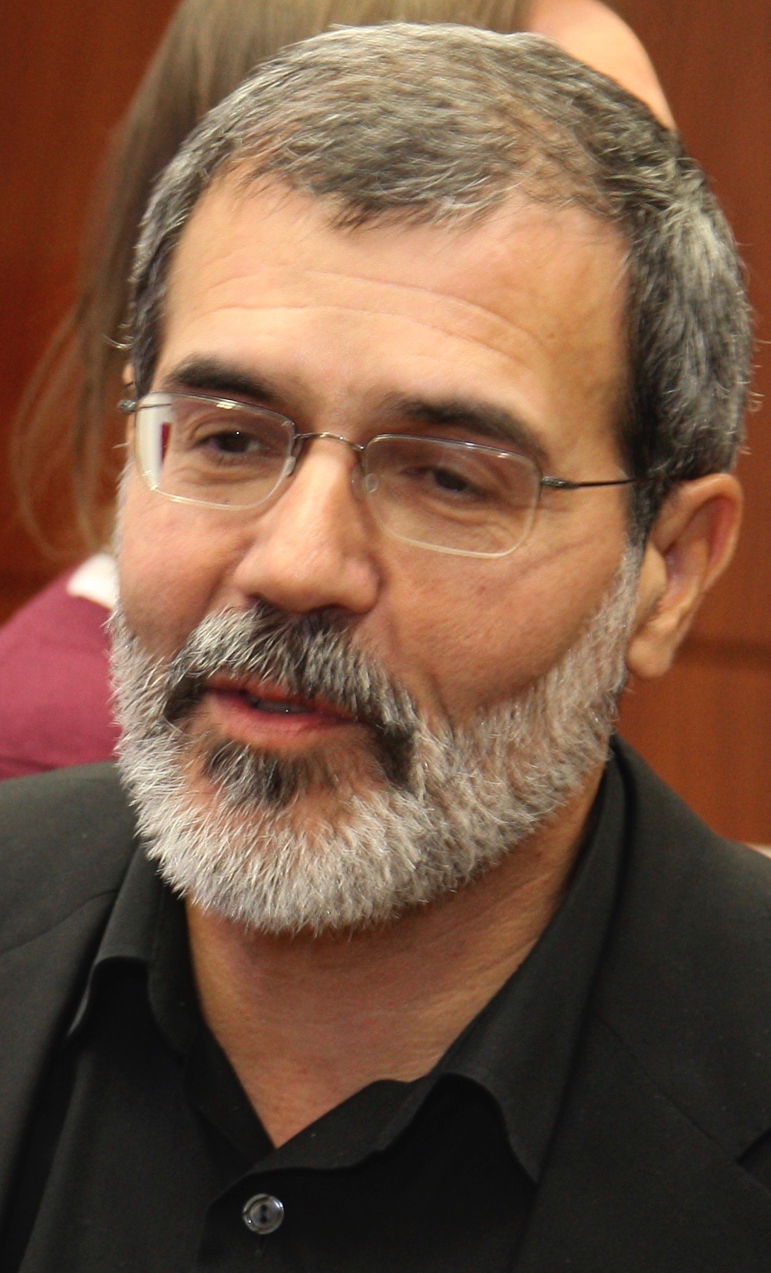 Dr. Dinis Martins Dr. Dinis Martins